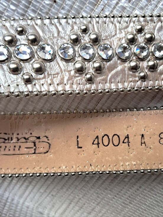 b.b. Simon Swarovski Crystal Encrusted Leather Belt Beautiful Preloved Condition